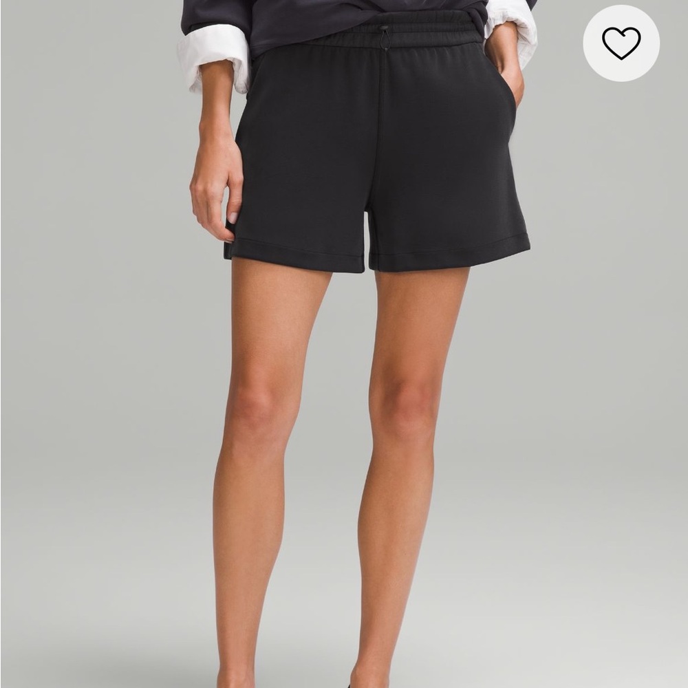 Lululemon softstream shorts high rise 4”